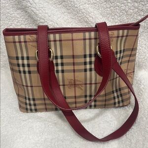 Burberry medium Tote Bag with Red Accents